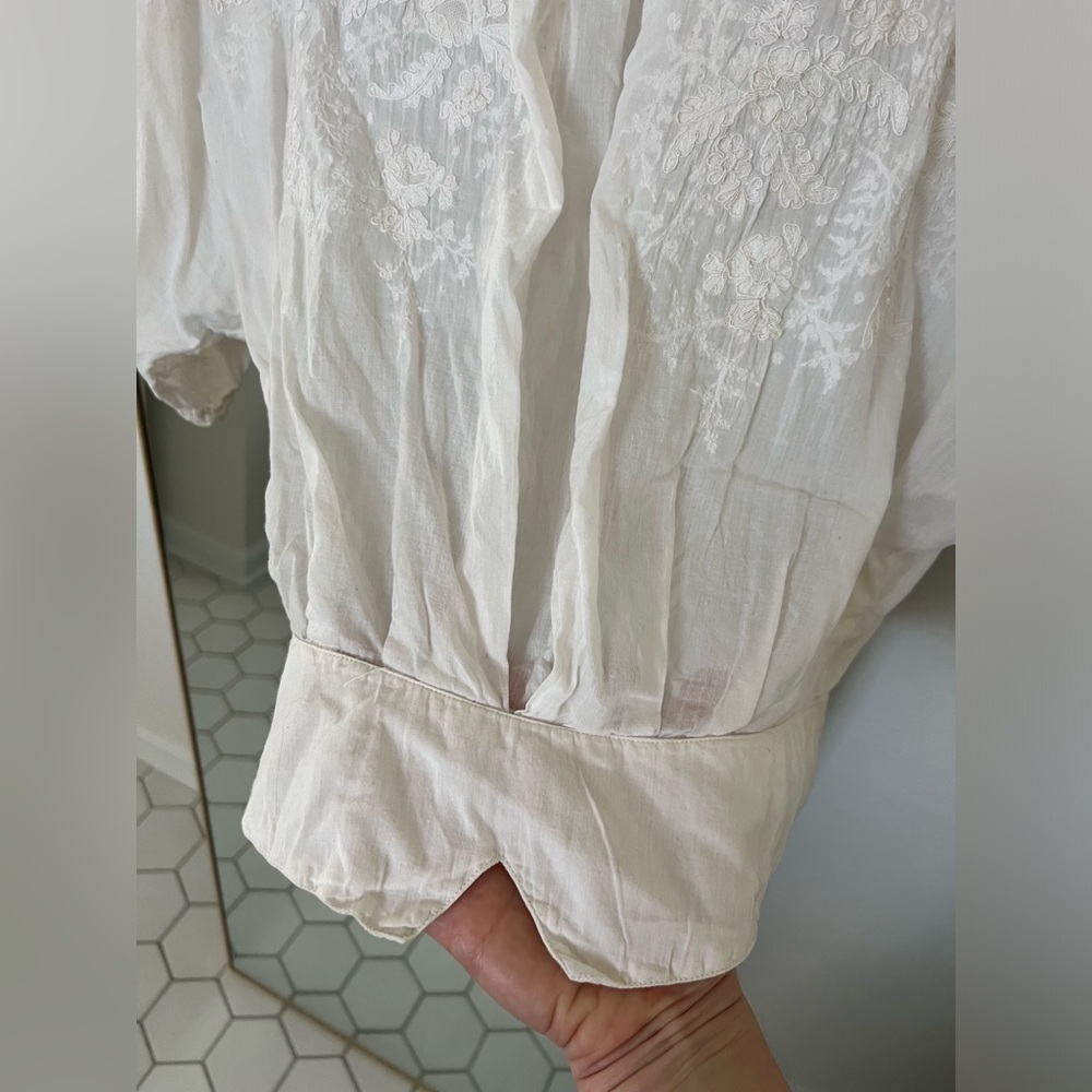 1960s Parisian Vintage blouse - Picture 5 of 9